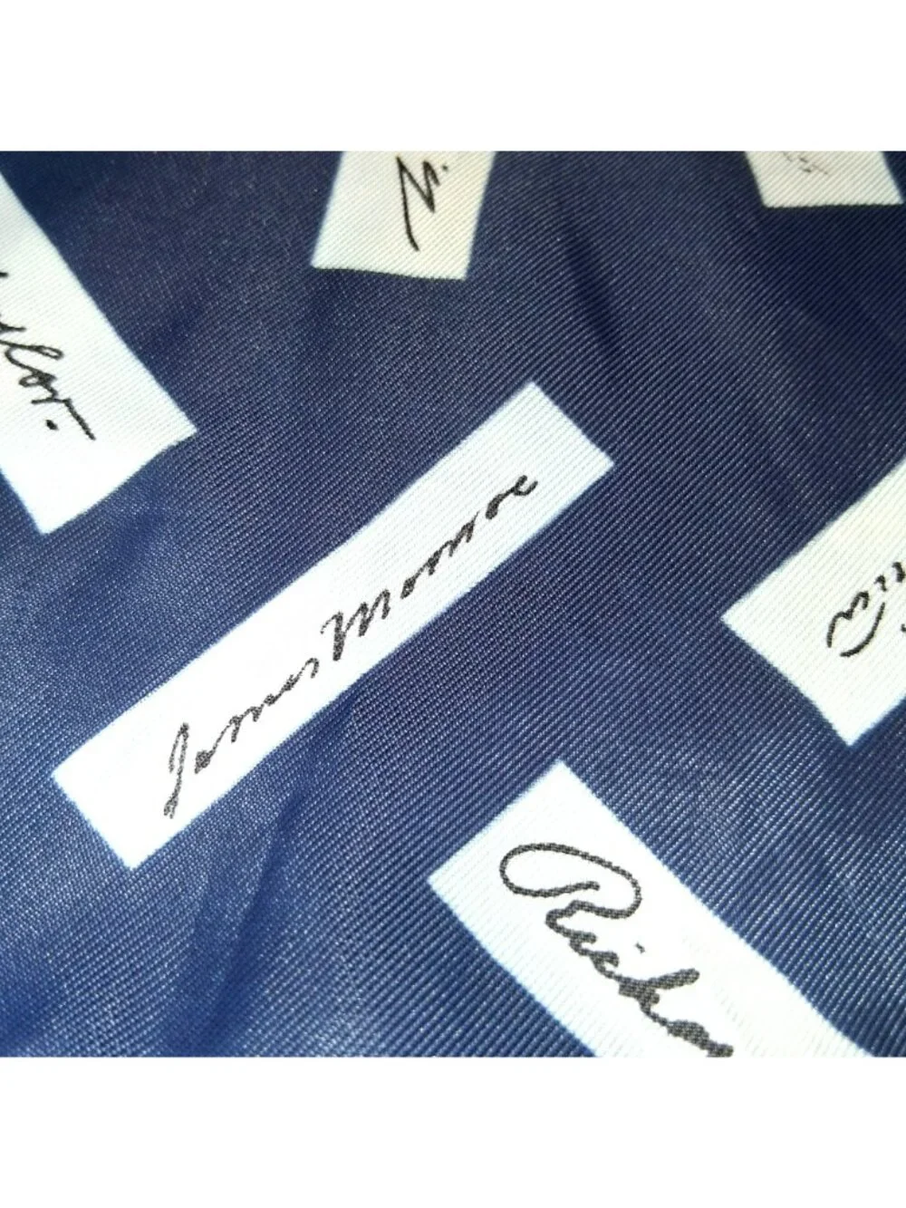 PRESIDENT SIGNATURES Scarf 1970’s 1980’s Vintage Flag USA Collectible 20